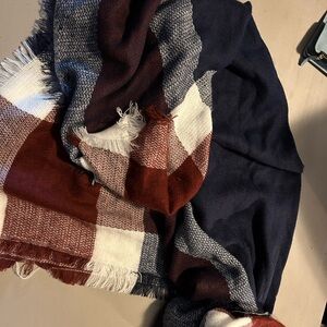 Universal Thread Navy and Burgundy Plaid Scarf